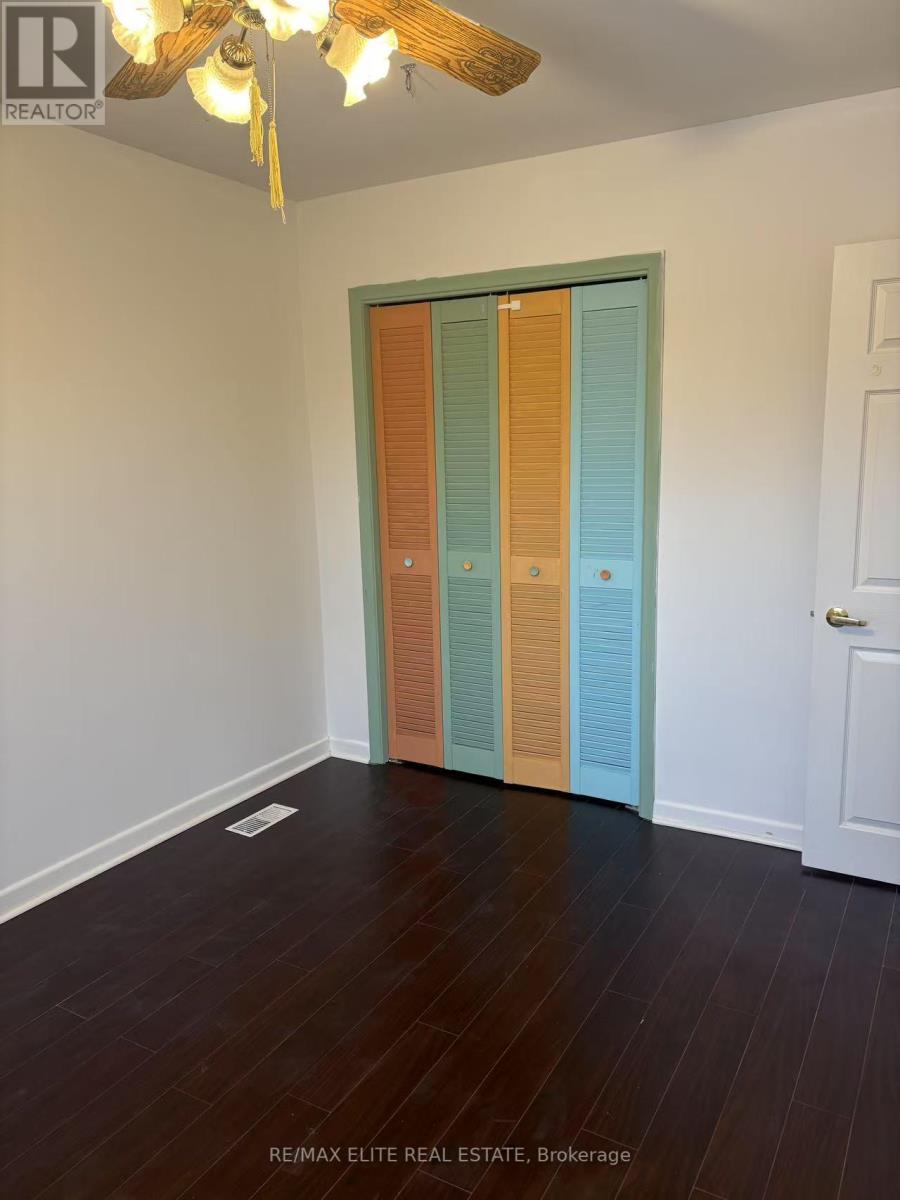 Main Floor - 172 Felix Road, Richmond Hill, Ontario  L4C 3M9 - Photo 6 - N12441930