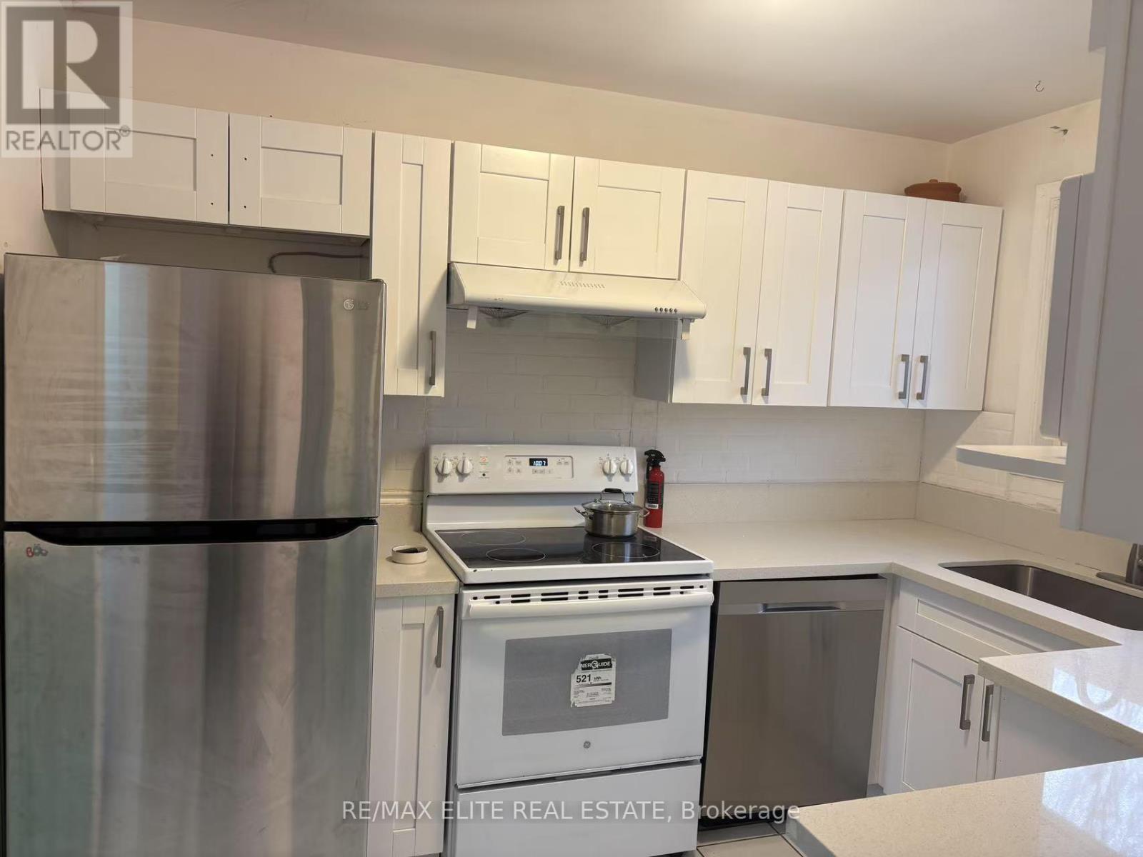 Main Floor - 172 Felix Road, Richmond Hill, Ontario  L4C 3M9 - Photo 8 - N12441930