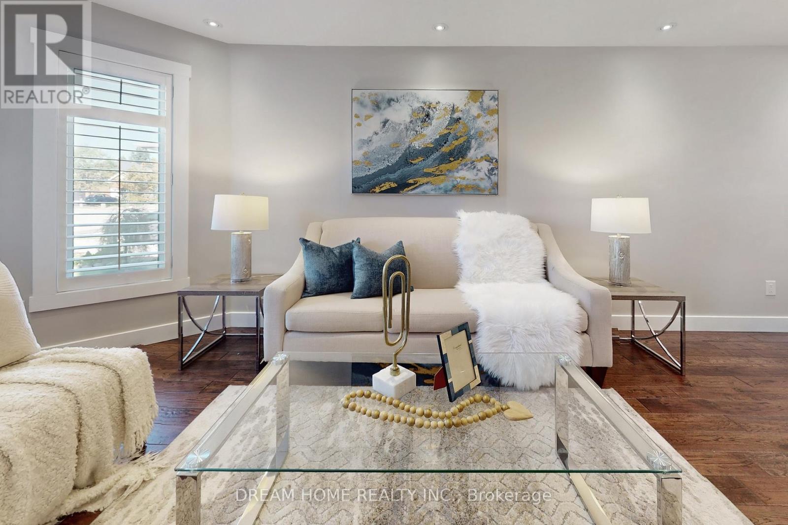47 VENETIAN CRESCENT, Vaughan, Ontario