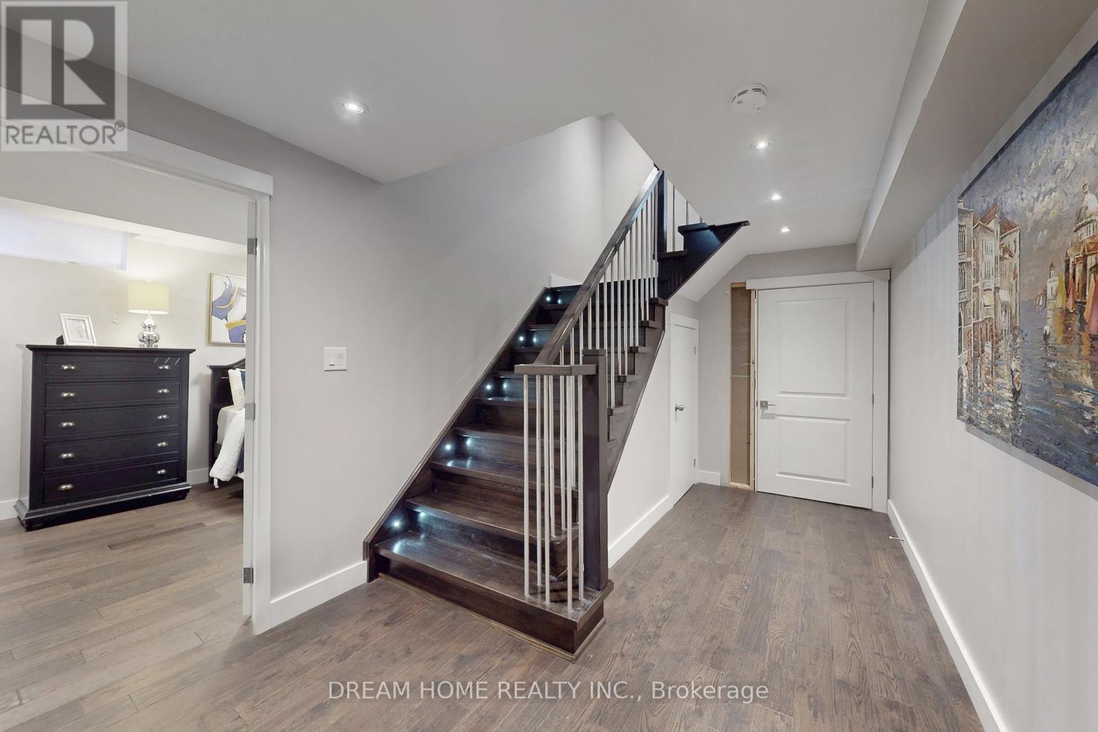 47 Venetian Crescent, Vaughan, Ontario  L4L 5E6 - Photo 28 - N12441933