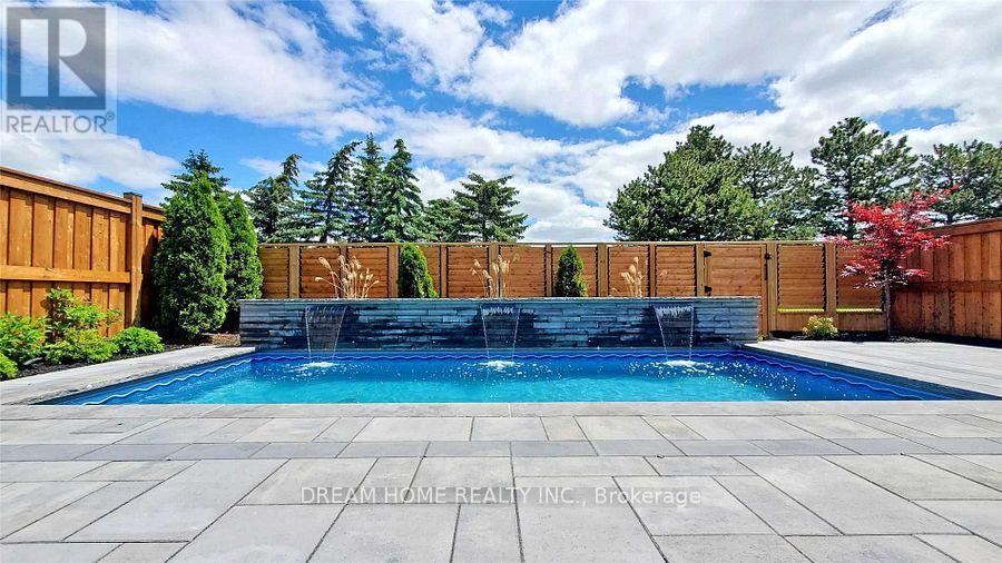 47 Venetian Crescent, Vaughan, Ontario  L4L 5E6 - Photo 34 - N12441933