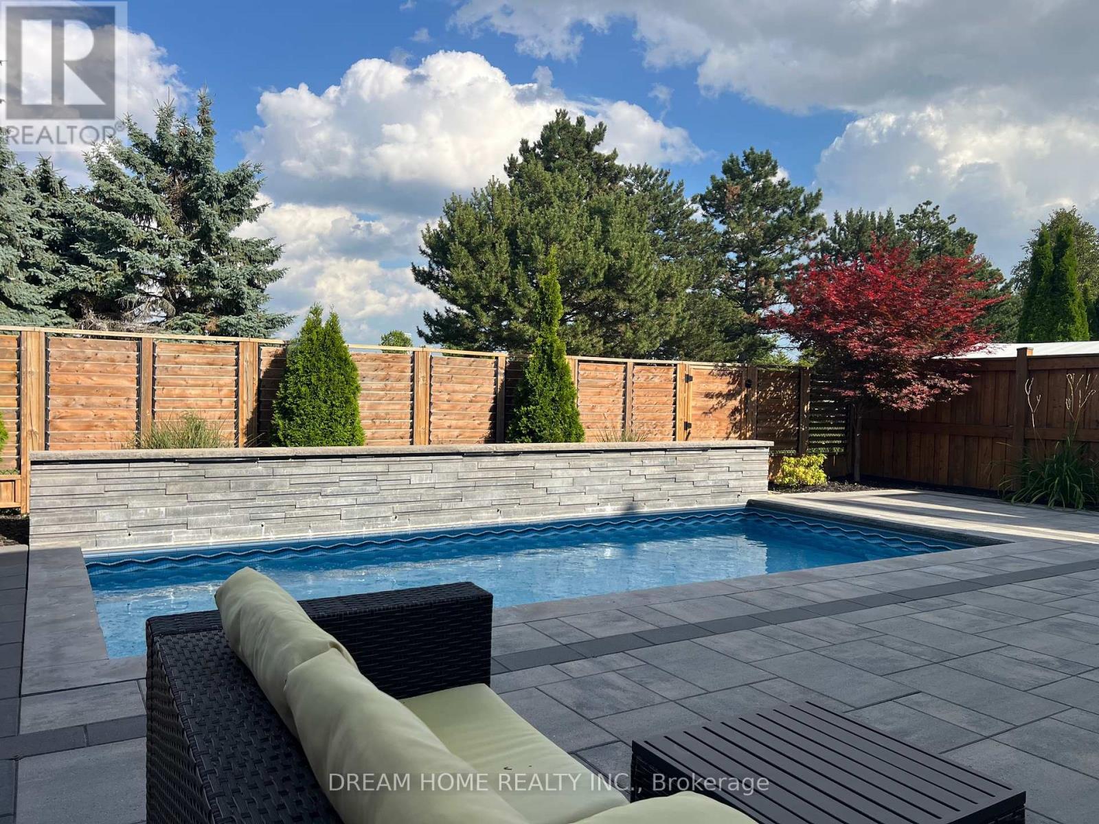47 Venetian Crescent, Vaughan, Ontario  L4L 5E6 - Photo 35 - N12441933
