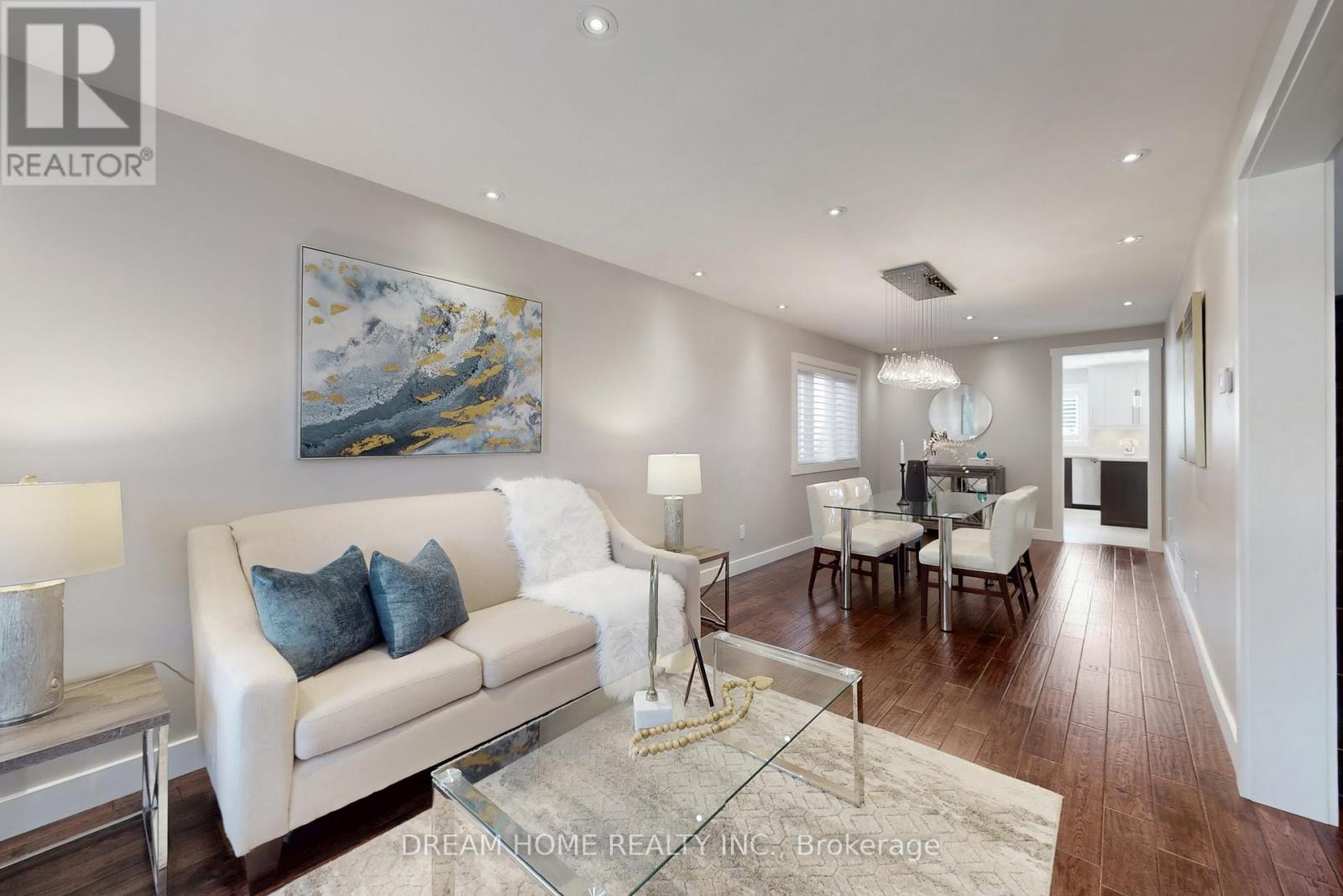47 Venetian Crescent, Vaughan, Ontario  L4L 5E6 - Photo 5 - N12441933