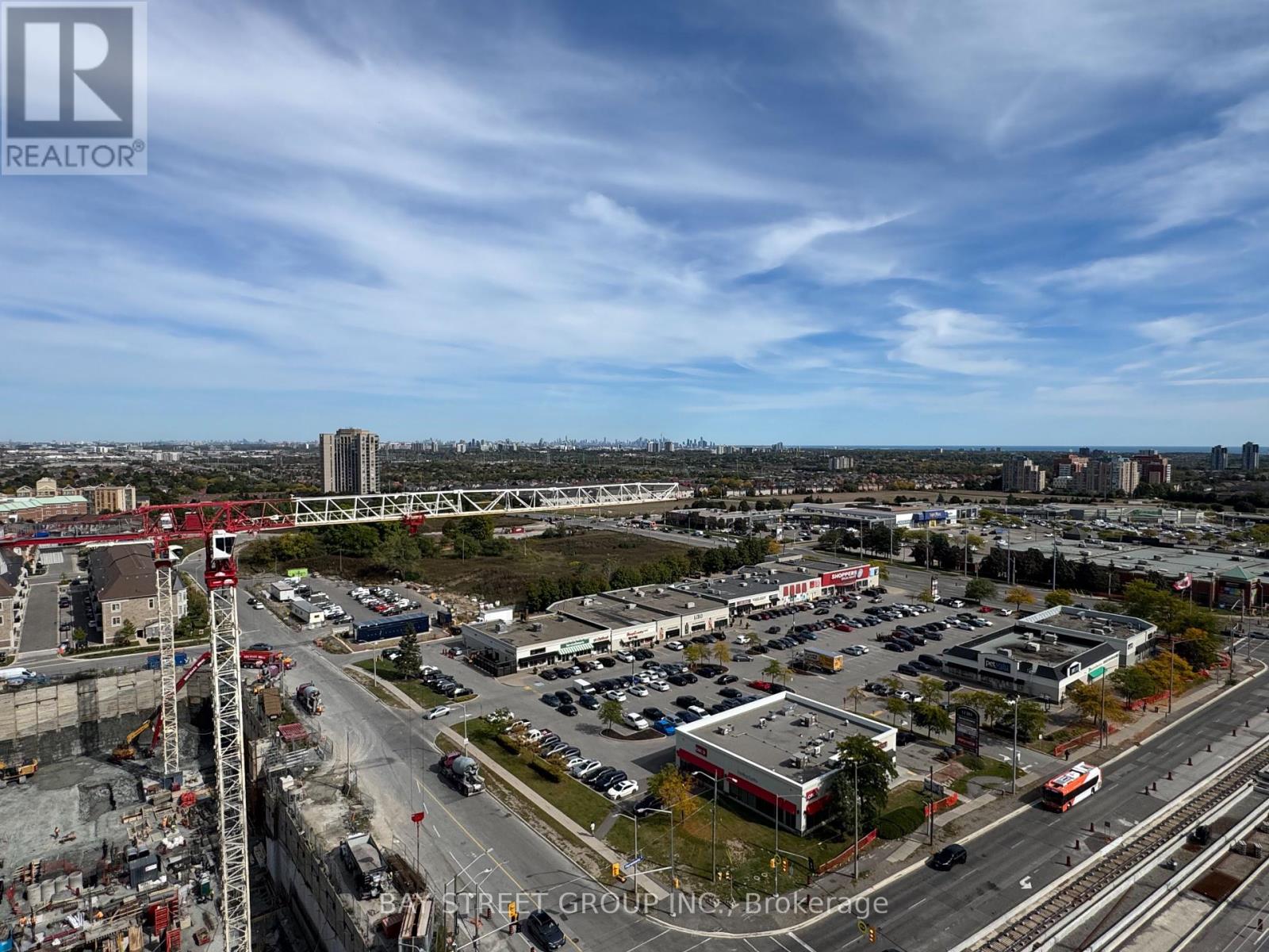 1510 - 15 Watergarden Drive, Mississauga, Ontario  L5R 0H4 - Photo 9 - W12441925