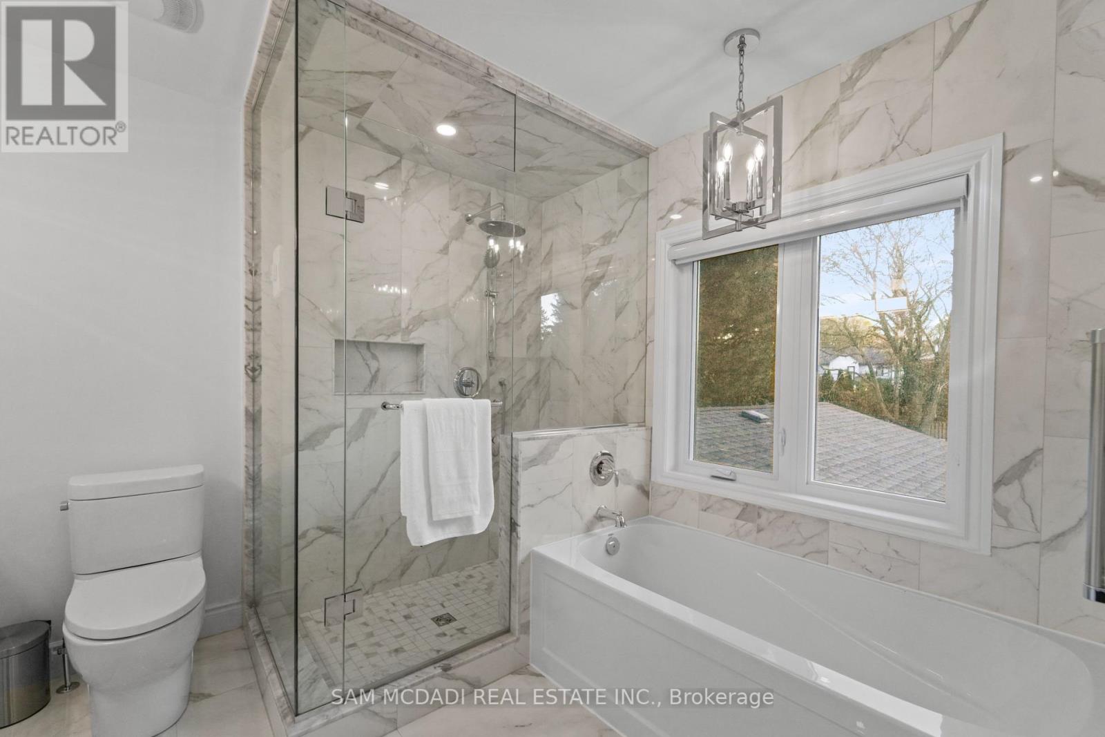 474 Bob-O-Link Road, Mississauga, Ontario  L5J 2P4 - Photo 25 - W12441929