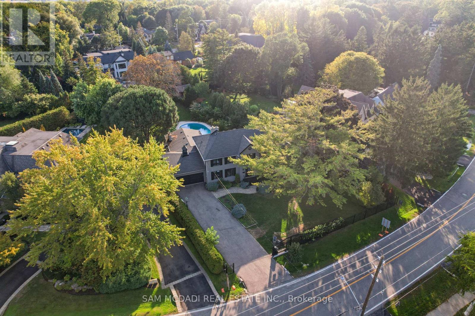 474 Bob-O-Link Road, Mississauga, Ontario  L5J 2P4 - Photo 46 - W12441929