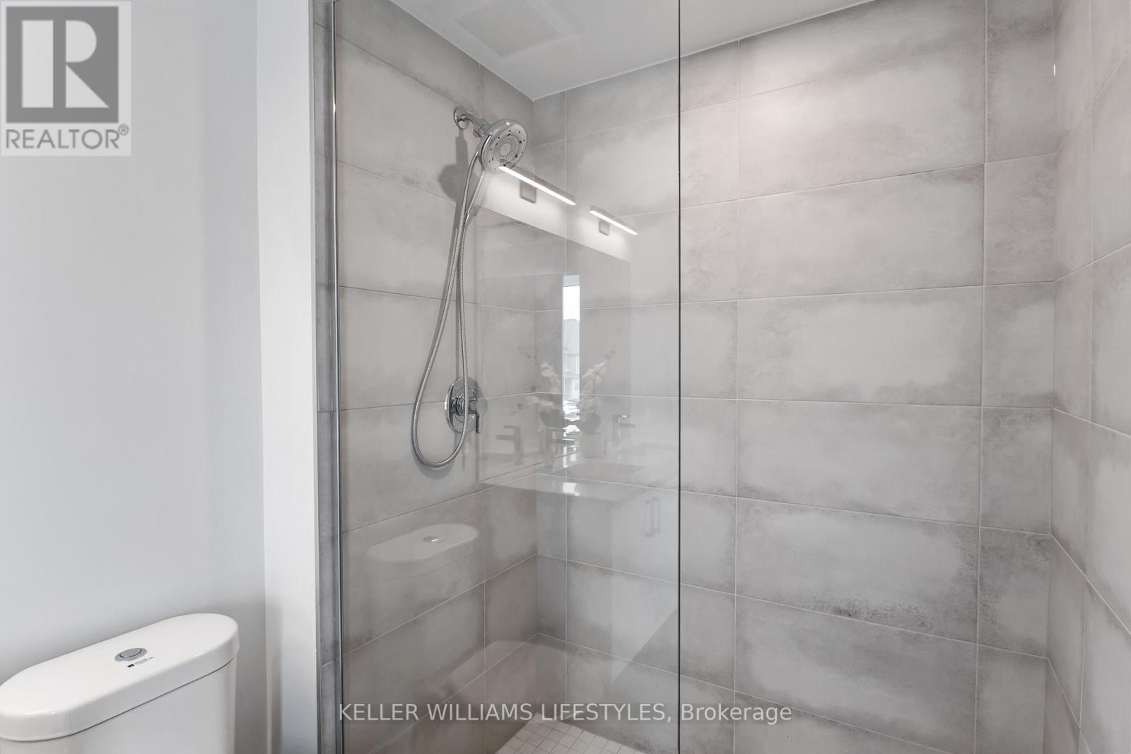 B117 - 2082 Lumen Drive, London South, Ontario  N6K 0L3 - Photo 43 - X12441944