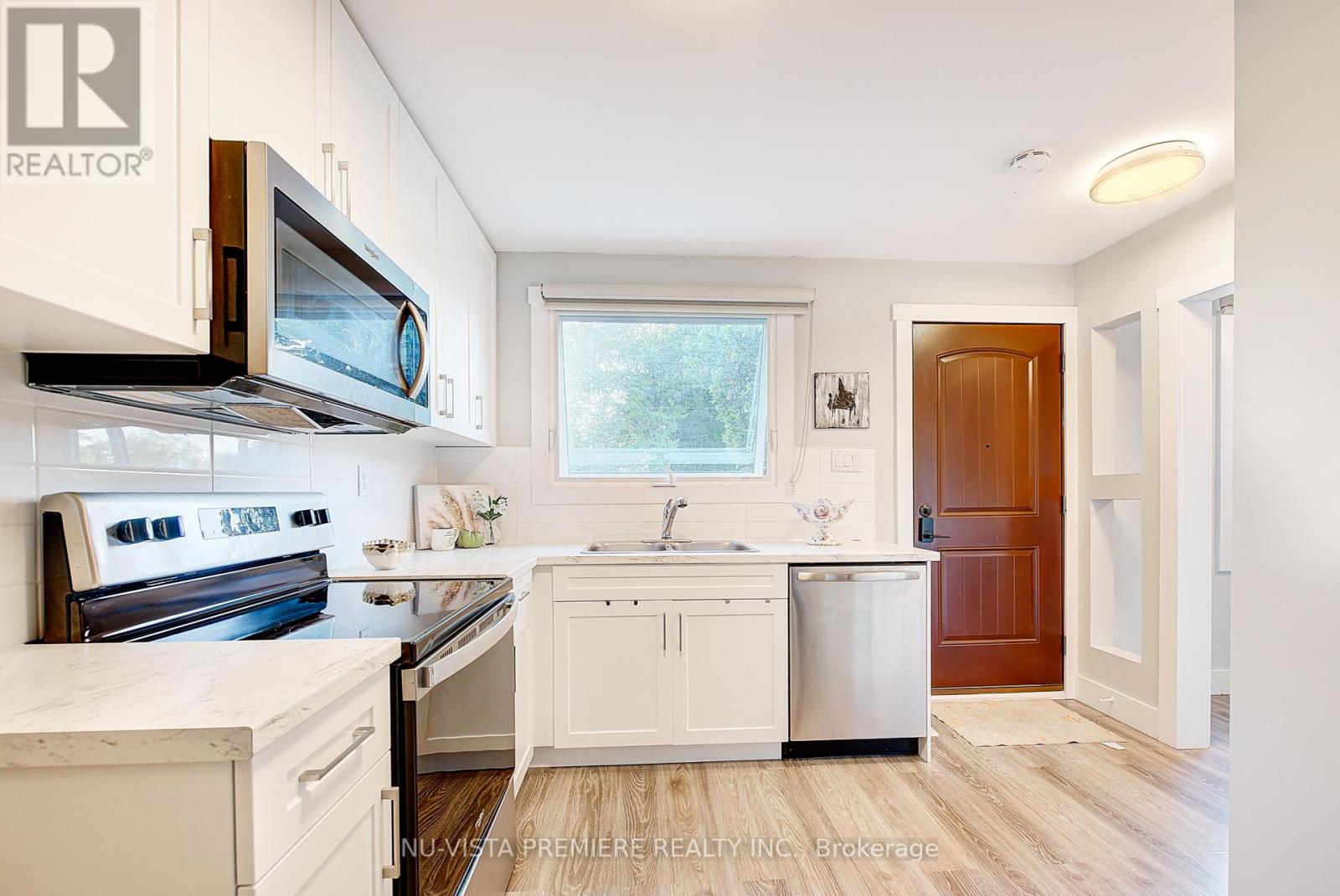 170 Donna Street, London South, Ontario  N6J 3K4 - Photo 13 - X12441945