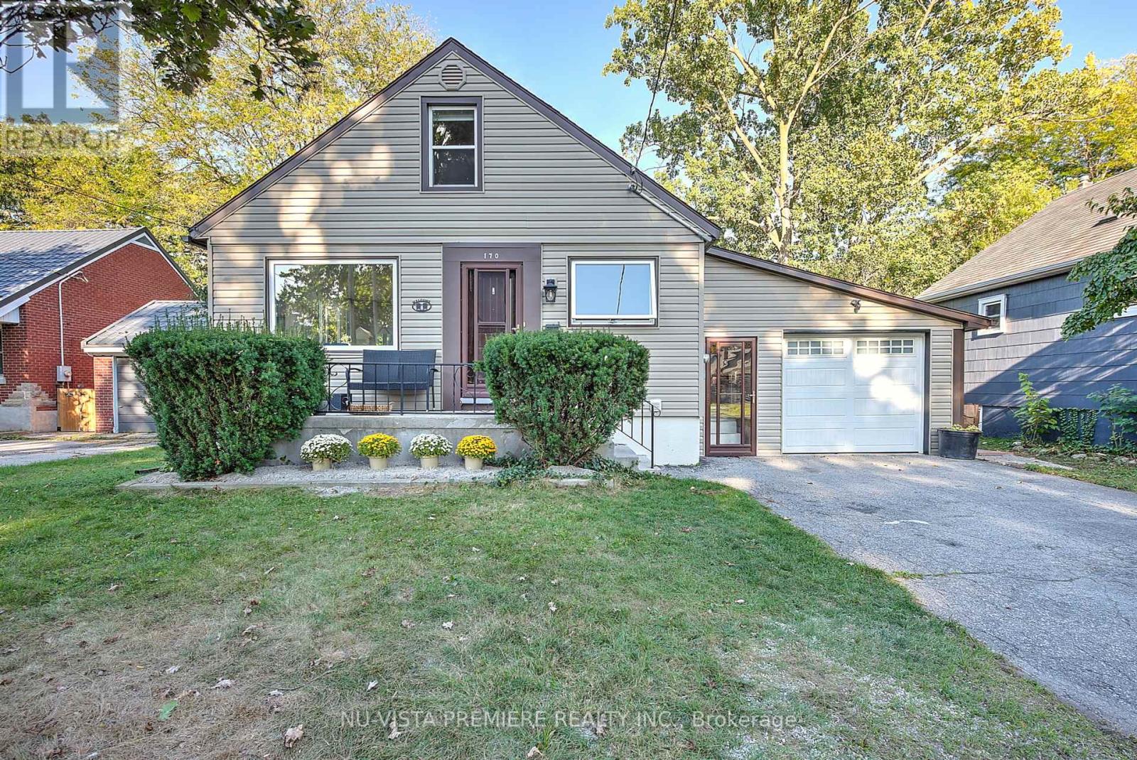 170 Donna Street, London South, Ontario  N6J 3K4 - Photo 3 - X12441945