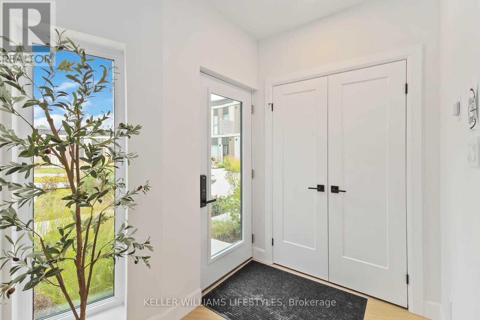 A110 - 2062 Lumen Drive, London South, Ontario  N6K 0L3 - Photo 6 - X12441948