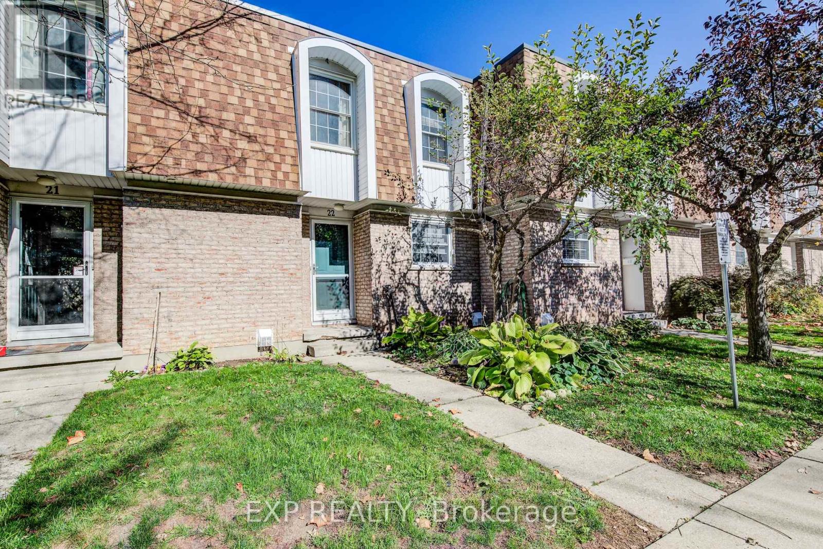 22 - 383 Edinburgh Street S, Guelph (Dovercliffe Park/old University), Ontario  N1G 2K7 - Photo 1 - X12441926