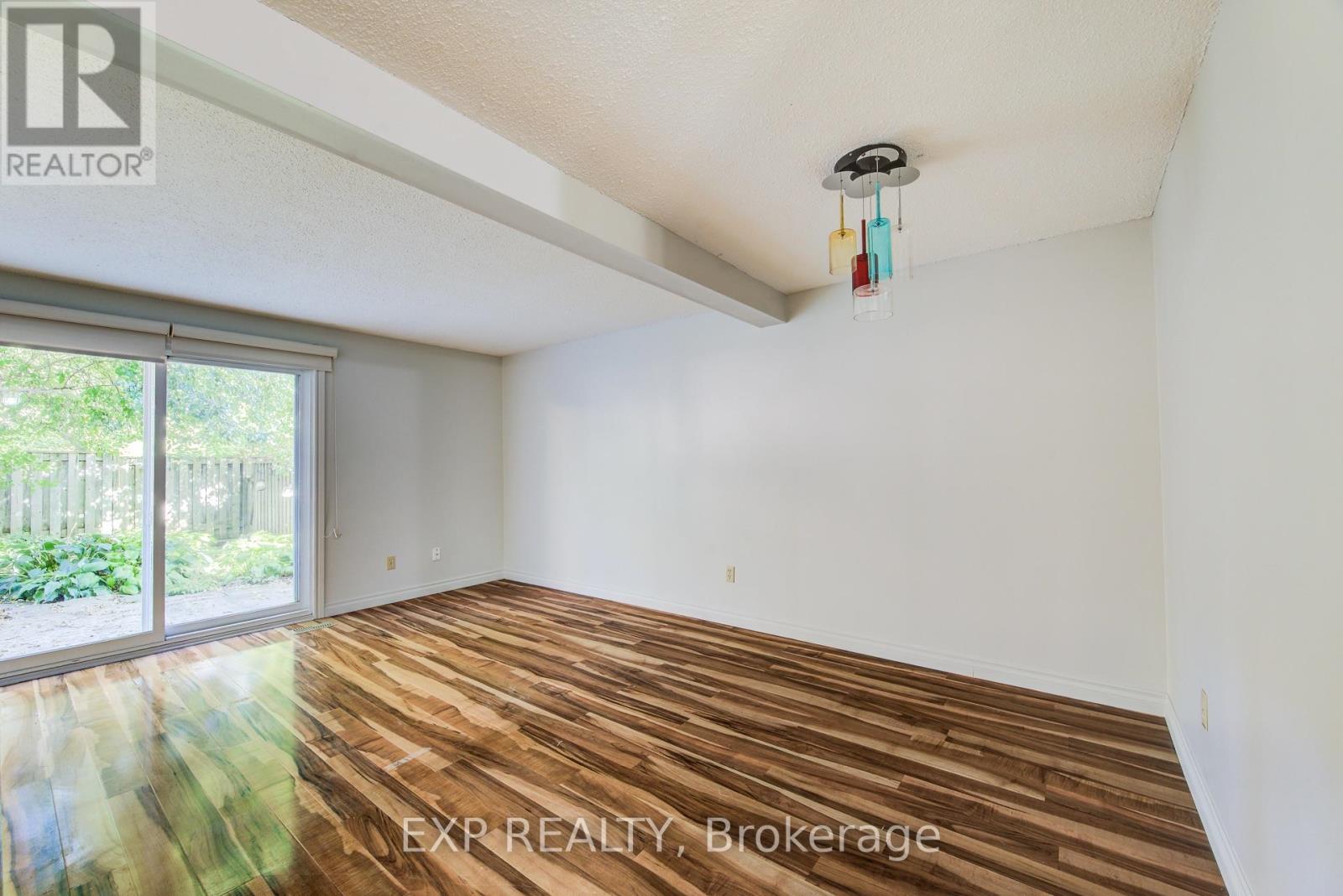 22 - 383 Edinburgh Street S, Guelph (Dovercliffe Park/old University), Ontario  N1G 2K7 - Photo 14 - X12441926