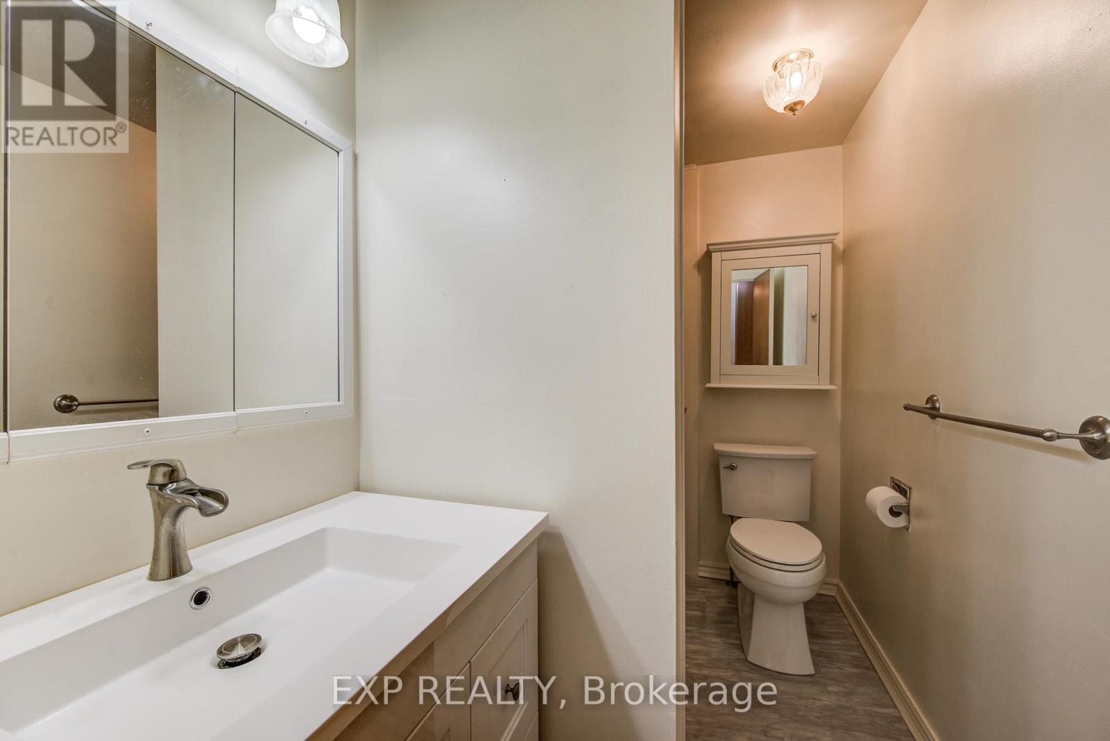 22 - 383 Edinburgh Street S, Guelph (Dovercliffe Park/old University), Ontario  N1G 2K7 - Photo 26 - X12441926