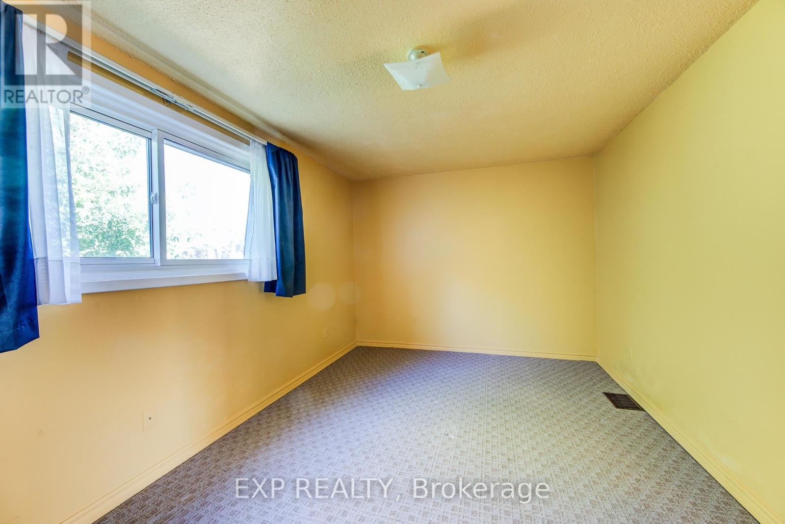 22 - 383 Edinburgh Street S, Guelph (Dovercliffe Park/old University), Ontario  N1G 2K7 - Photo 28 - X12441926