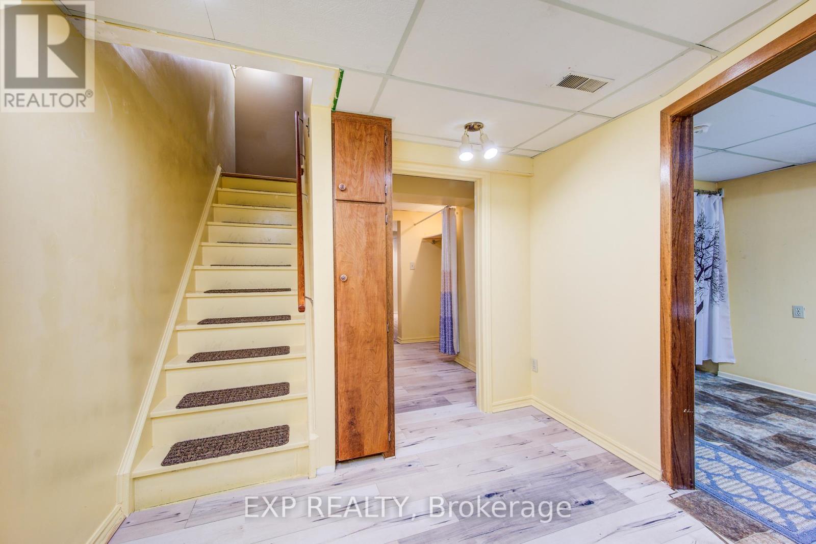 22 - 383 Edinburgh Street S, Guelph (Dovercliffe Park/old University), Ontario  N1G 2K7 - Photo 31 - X12441926