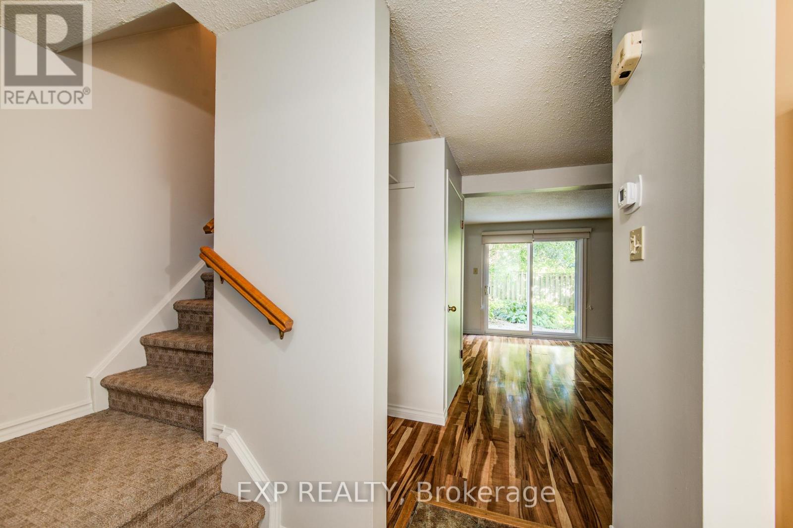 22 - 383 Edinburgh Street S, Guelph (Dovercliffe Park/old University), Ontario  N1G 2K7 - Photo 8 - X12441926