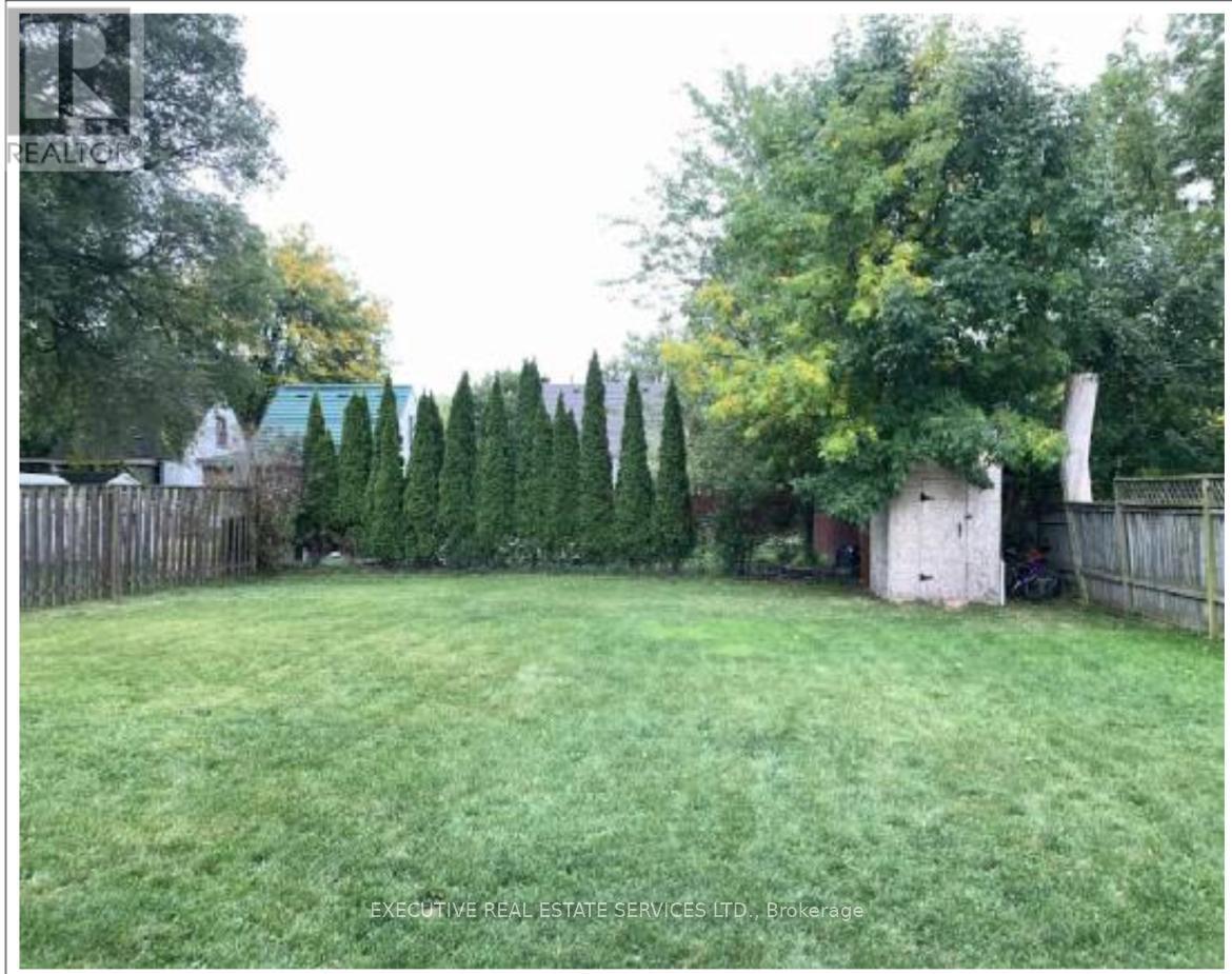 5460 Royal Manor Road, Niagara Falls, Ontario  L2G 1E3 - Photo 2 - X12441928