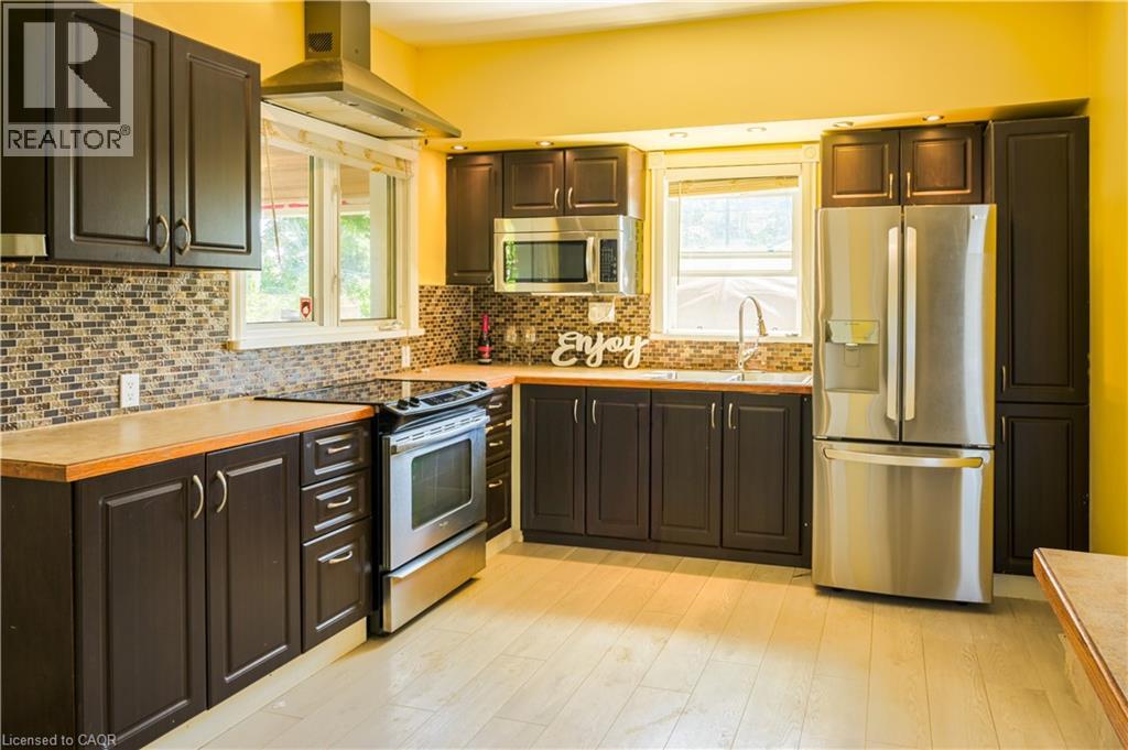 73 Brock Street, Woodstock, Ontario  N4S 3B7 - Photo 5 - 40776073