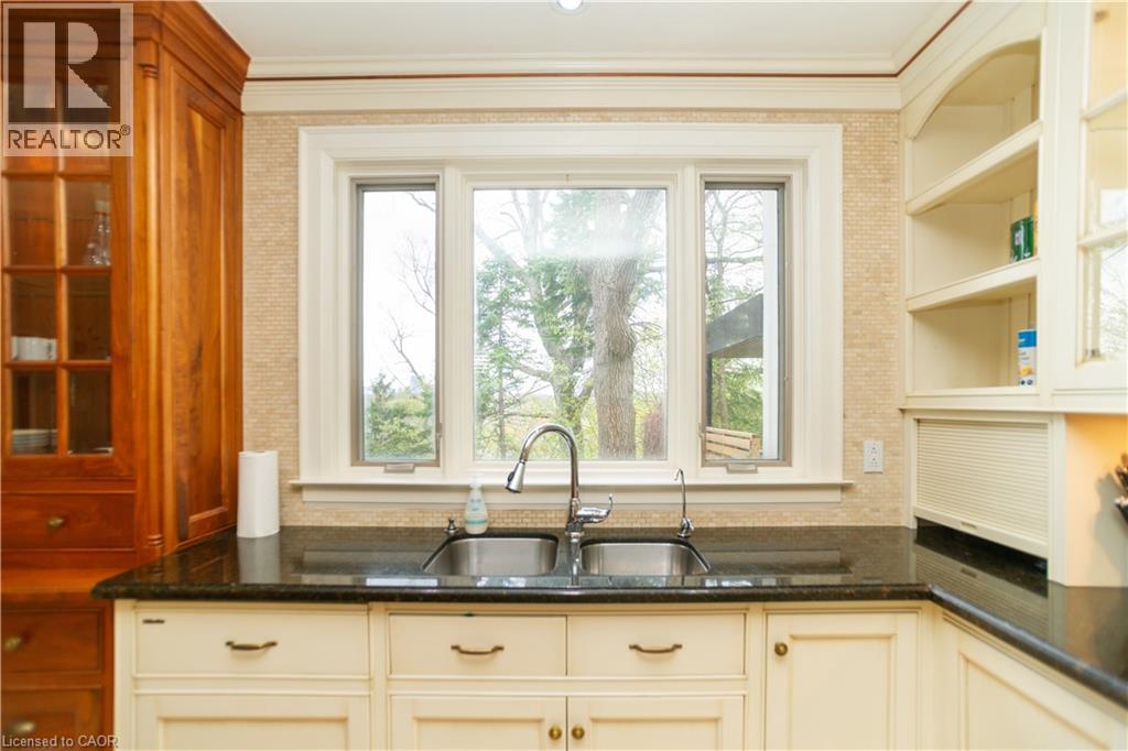 136 Humbercrest Boulevard, Toronto, Ontario  M6S 4L3 - Photo 12 - 40776066