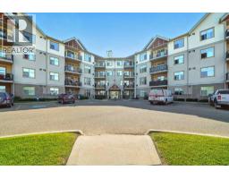 218, 100 Lakeway Boulevard Lakeway Landing, Sylvan Lake, Ca