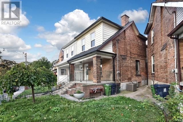 300 Montrose Avenue, Toronto, Ontario  M6G 3G8 - Photo 1 - C12441940