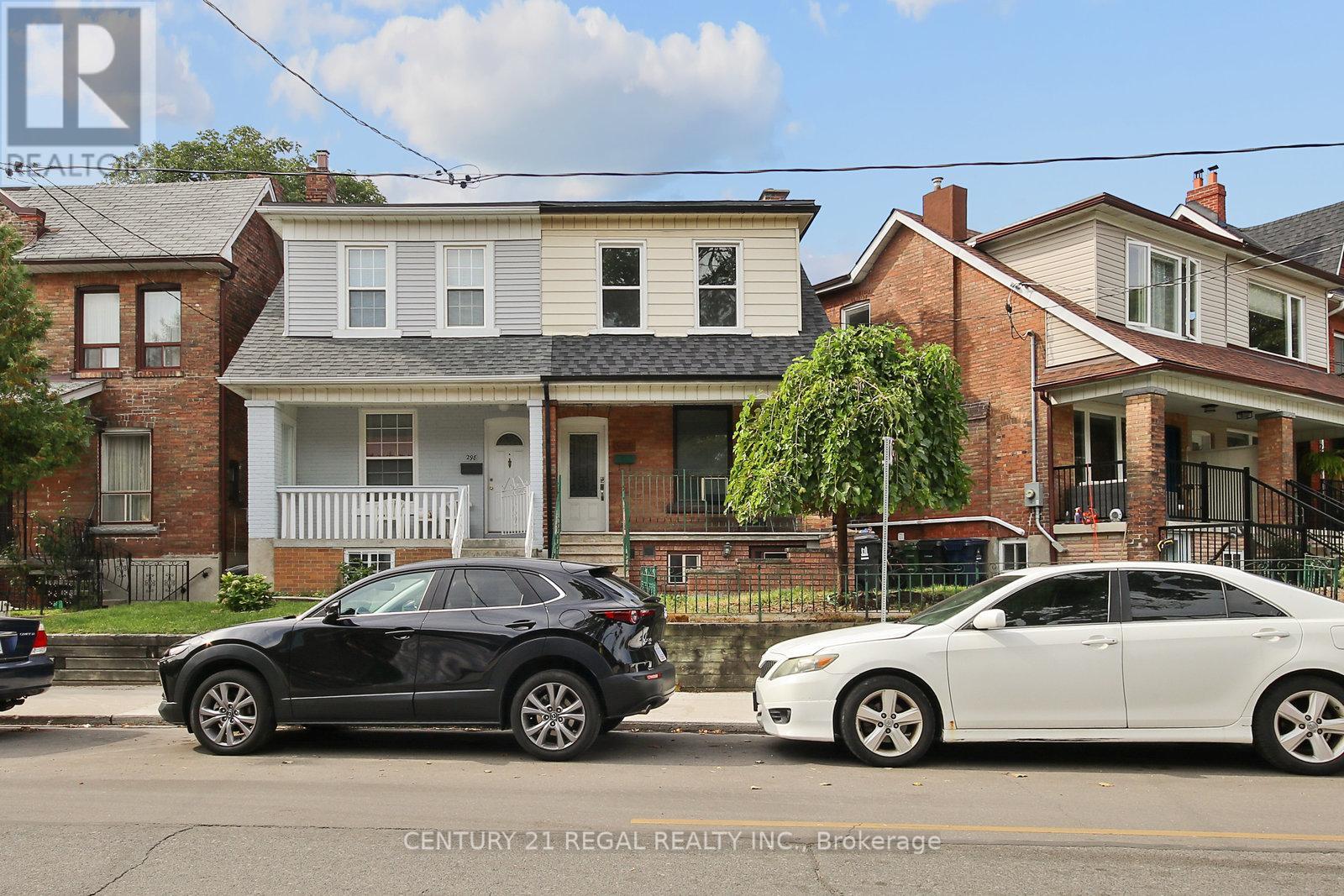 300 Montrose Avenue, Toronto, Ontario  M6G 3G8 - Photo 23 - C12441940