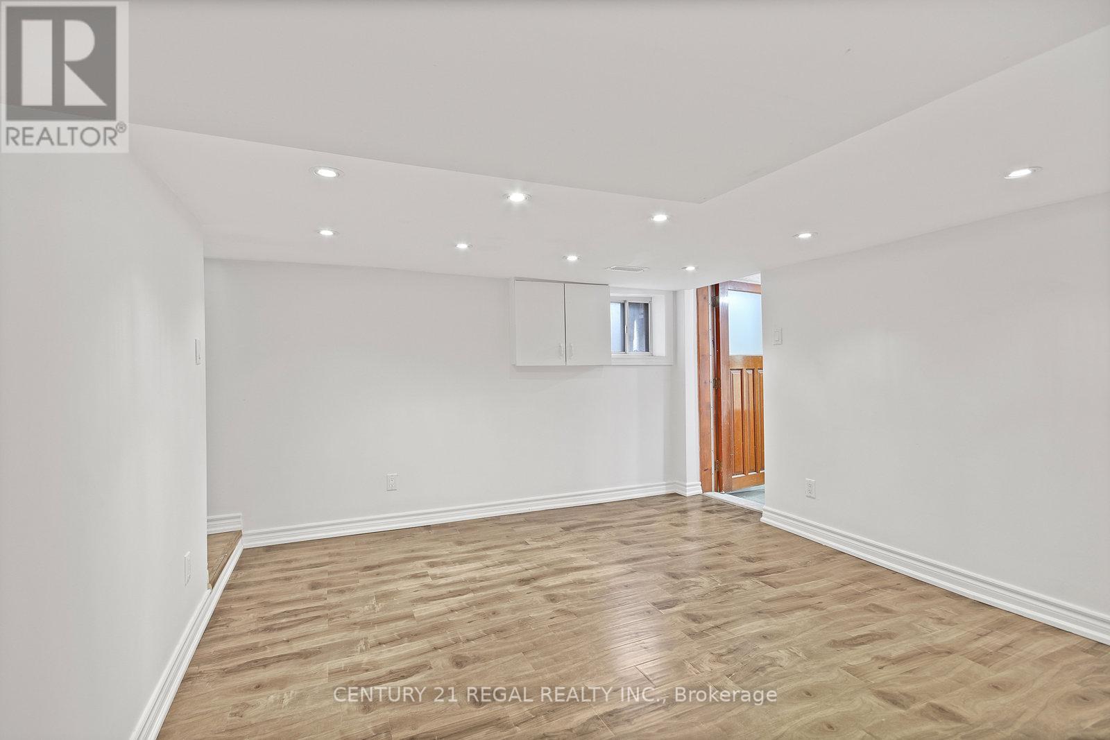 300 Montrose Avenue, Toronto, Ontario  M6G 3G8 - Photo 32 - C12441940