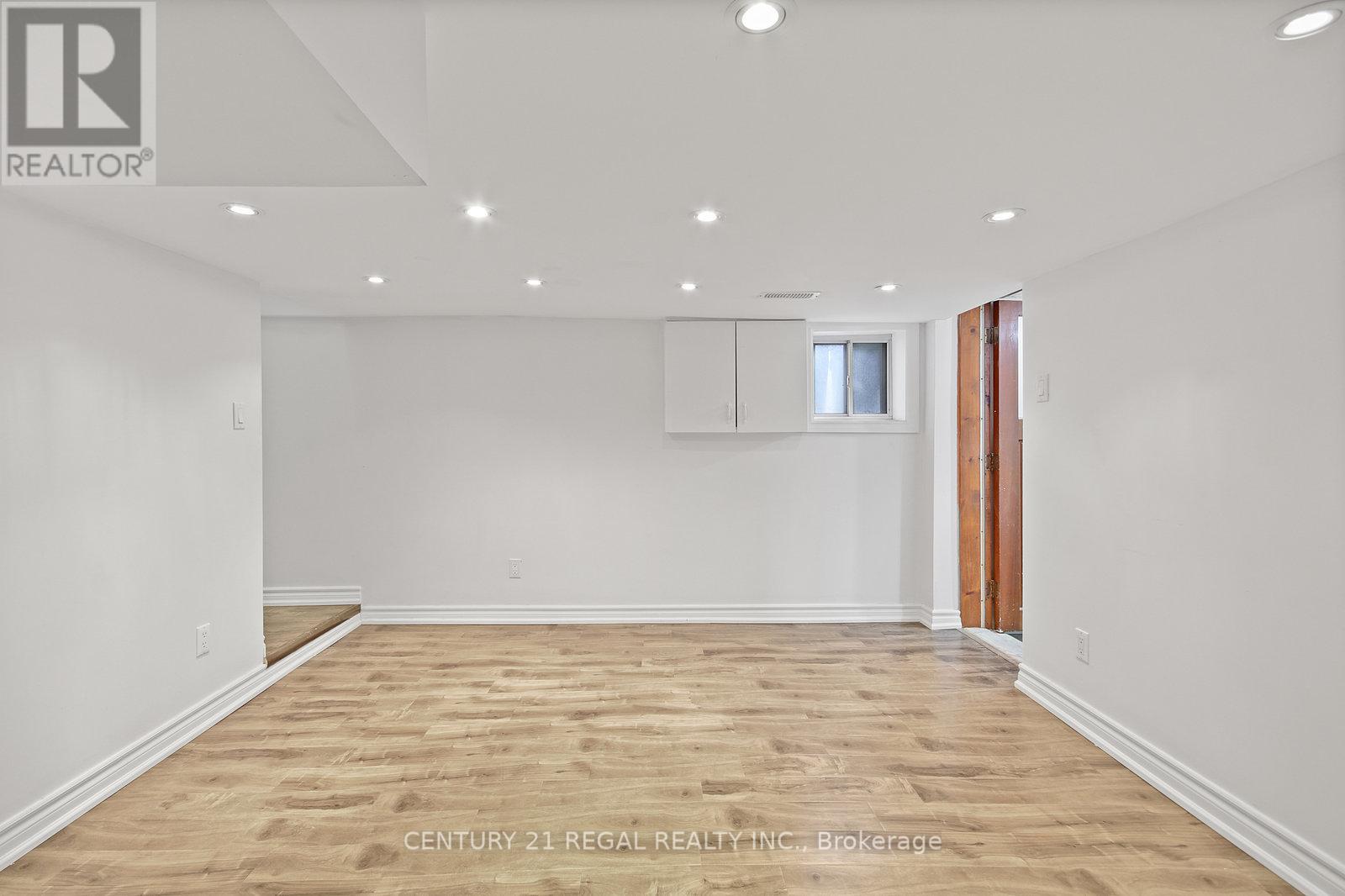 300 Montrose Avenue, Toronto, Ontario  M6G 3G8 - Photo 33 - C12441940
