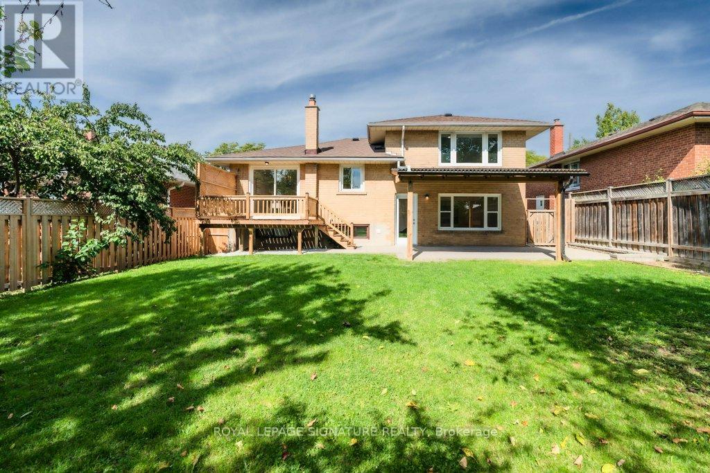 47 Sweeney Drive, Toronto, Ontario  M4A 1T4 - Photo 30 - C12441946
