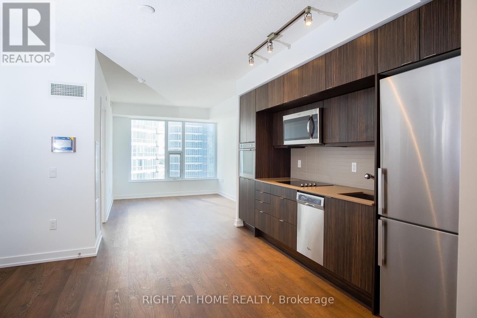 2709 - 10 YORK ST STREET, Toronto, Ontario