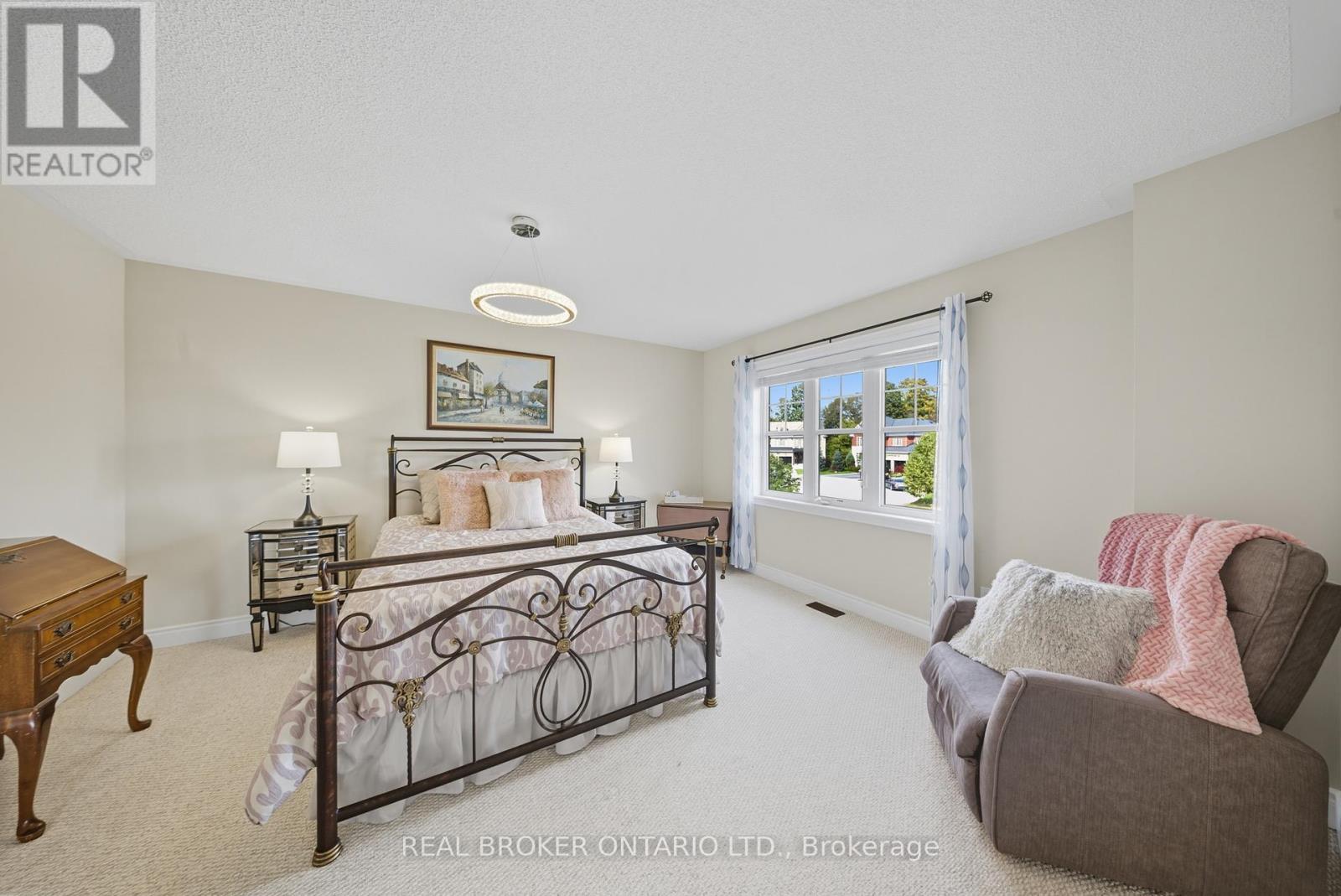 203 Gold Park Gate, Essa, Ontario  L3W 0B5 - Photo 23 - N12441954