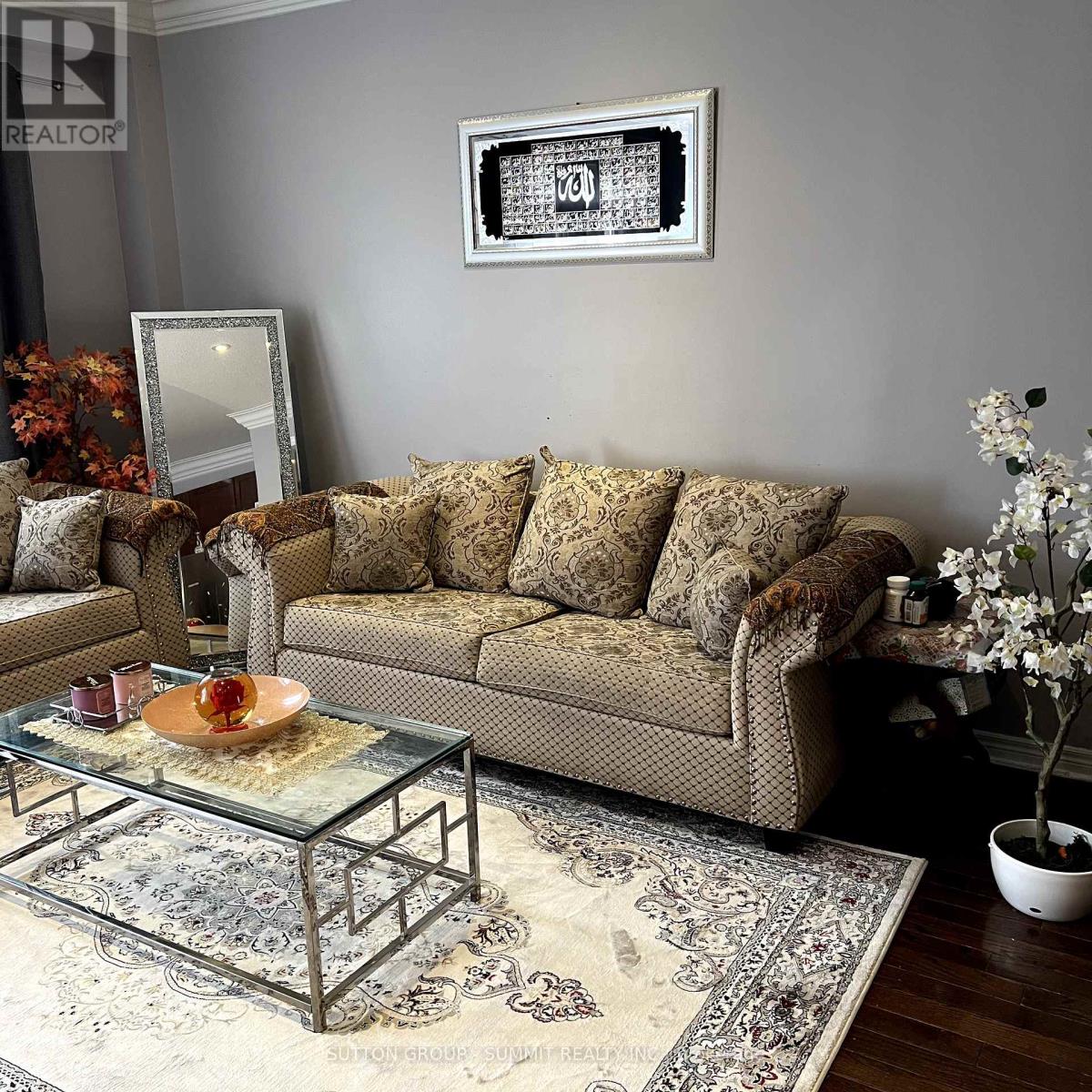 527 Coach Drive, Mississauga, Ontario  L5R 0C3 - Photo 11 - W12441935