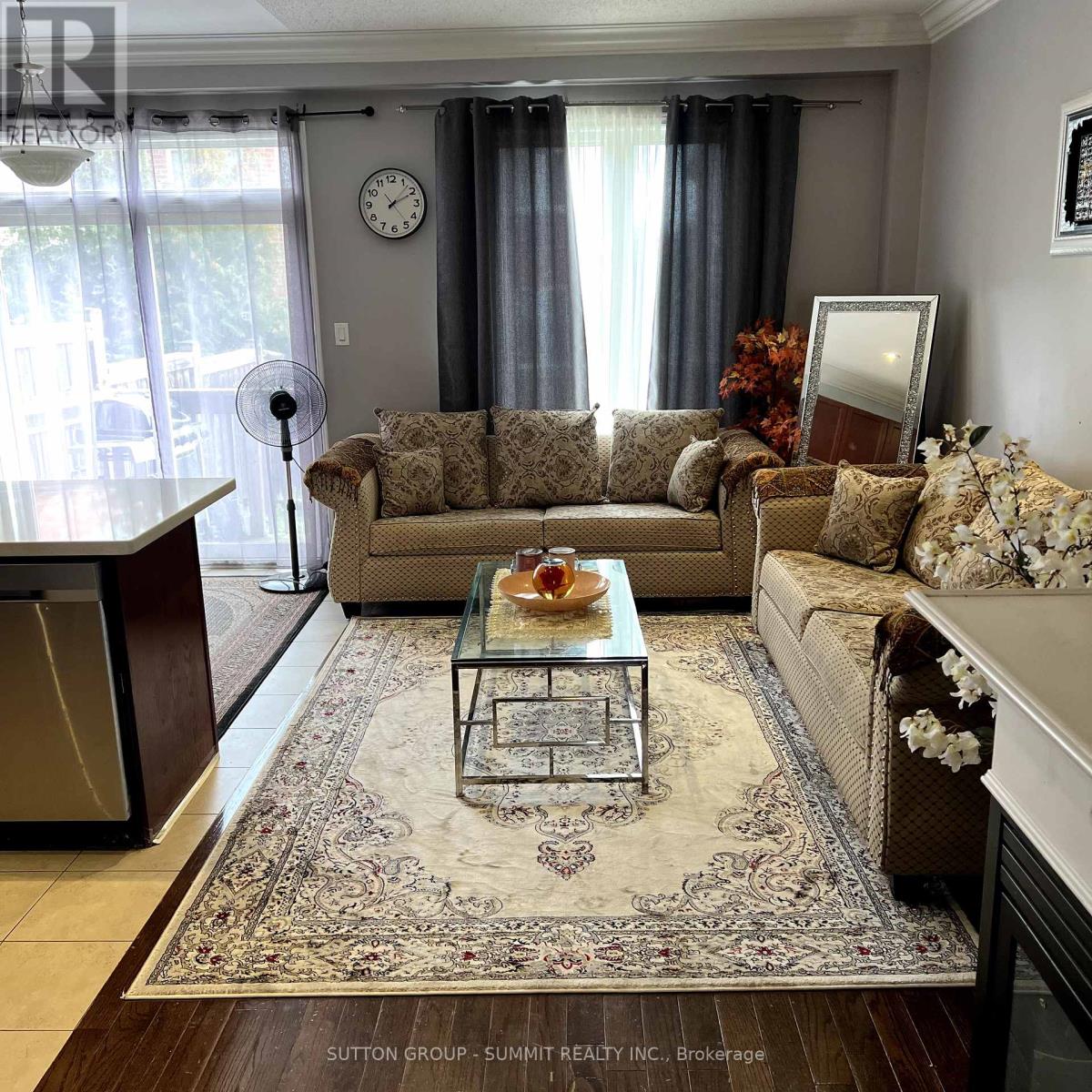 527 Coach Drive, Mississauga, Ontario  L5R 0C3 - Photo 12 - W12441935