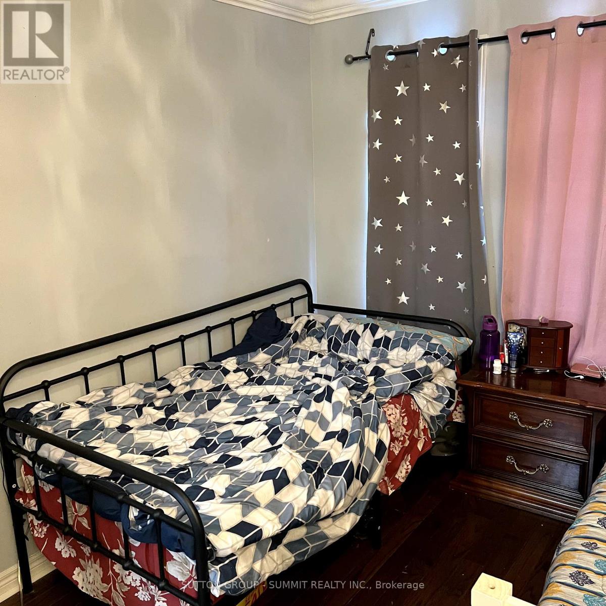 527 Coach Drive, Mississauga, Ontario  L5R 0C3 - Photo 21 - W12441935