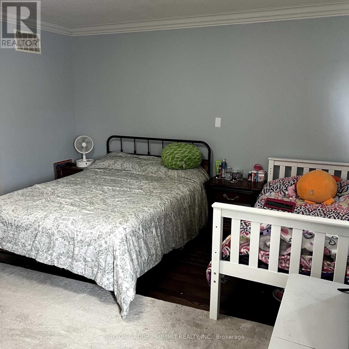 527 Coach Drive, Mississauga, Ontario  L5R 0C3 - Photo 24 - W12441935