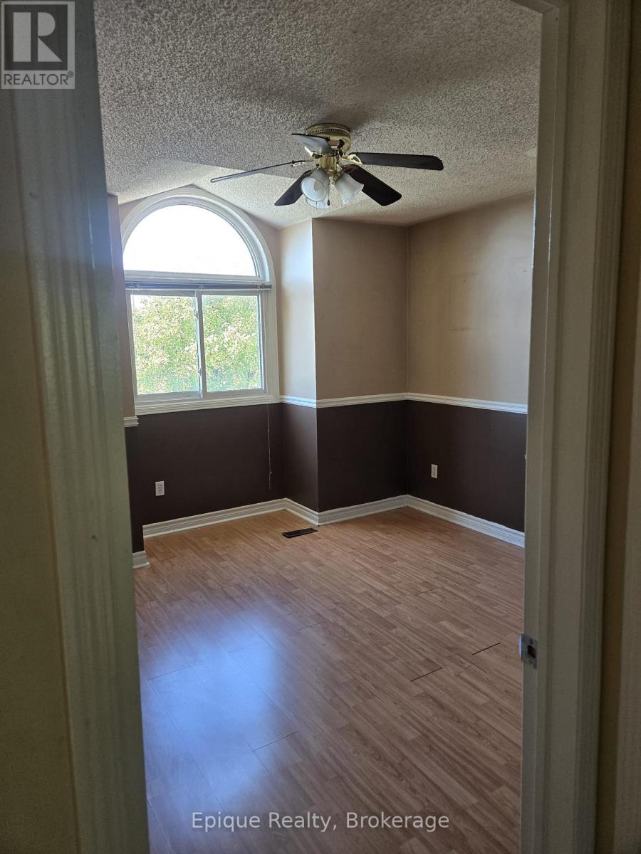 3850 Cedar Hedge Rise, Mississauga, Ontario  L5N 6X2 - Photo 14 - W12441941