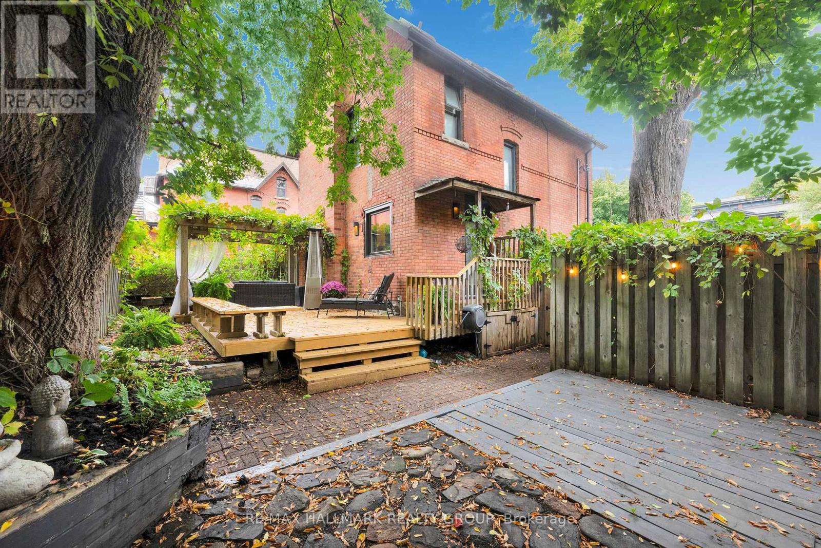 376 Lyon Street N, Ottawa, Ontario  K1R 5X1 - Photo 33 - X12441959
