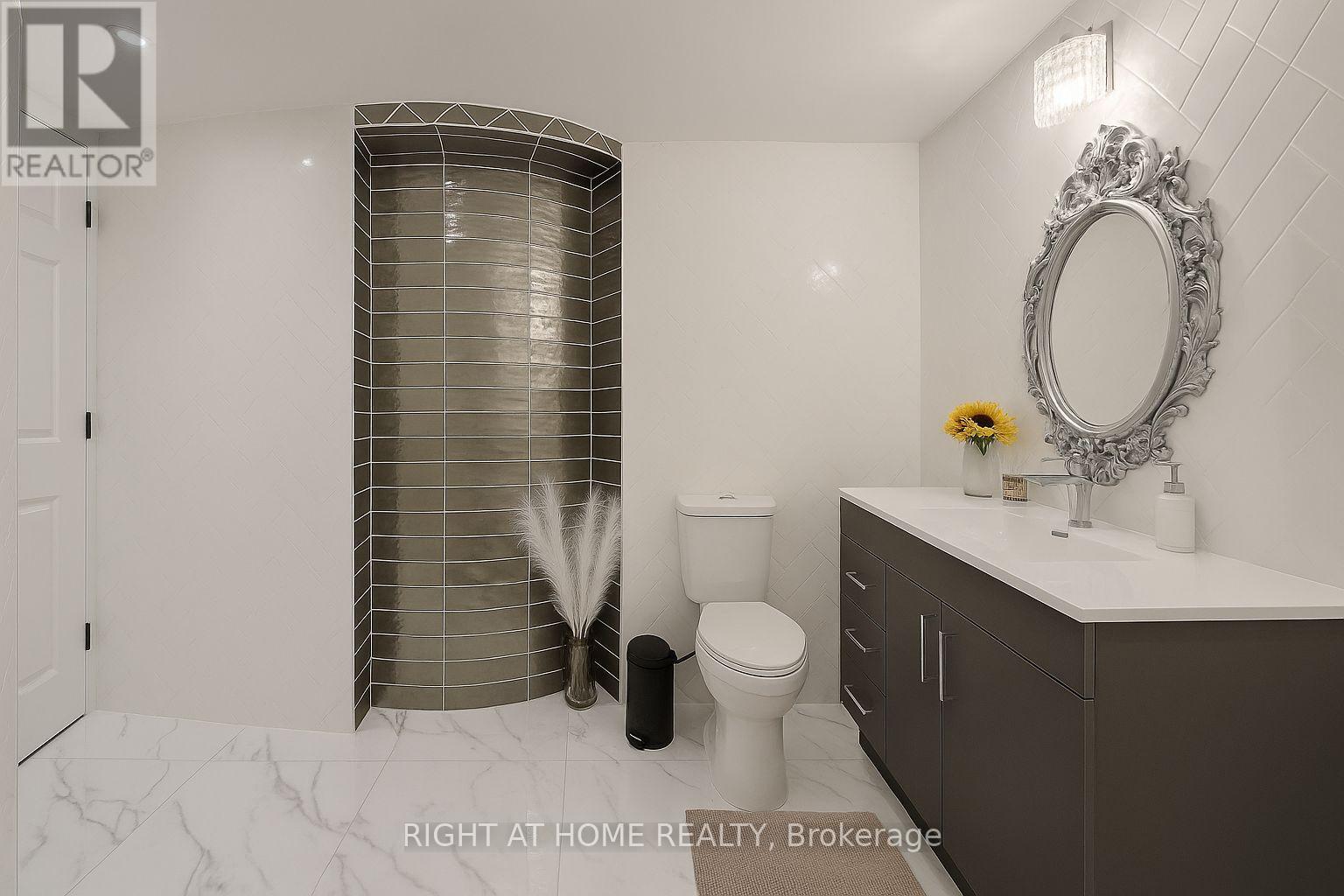 347 Zephyr Avenue, Ottawa, Ontario  K2B 5Z9 - Photo 22 - X12441971