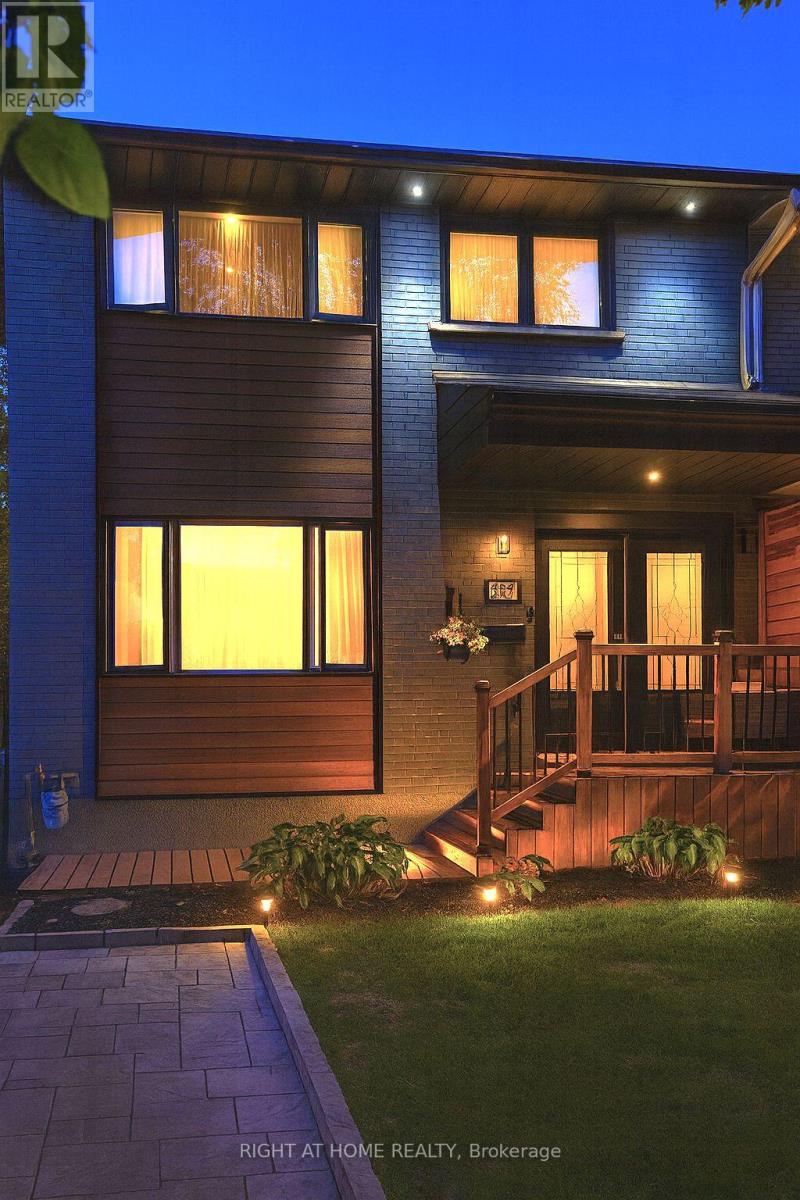 347 Zephyr Avenue, Ottawa, Ontario  K2B 5Z9 - Photo 3 - X12441971