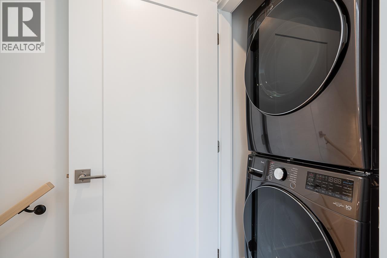 1 1816 E 3rd Avenue, Vancouver, British Columbia  V5N 1H2 - Photo 9 - R3054585