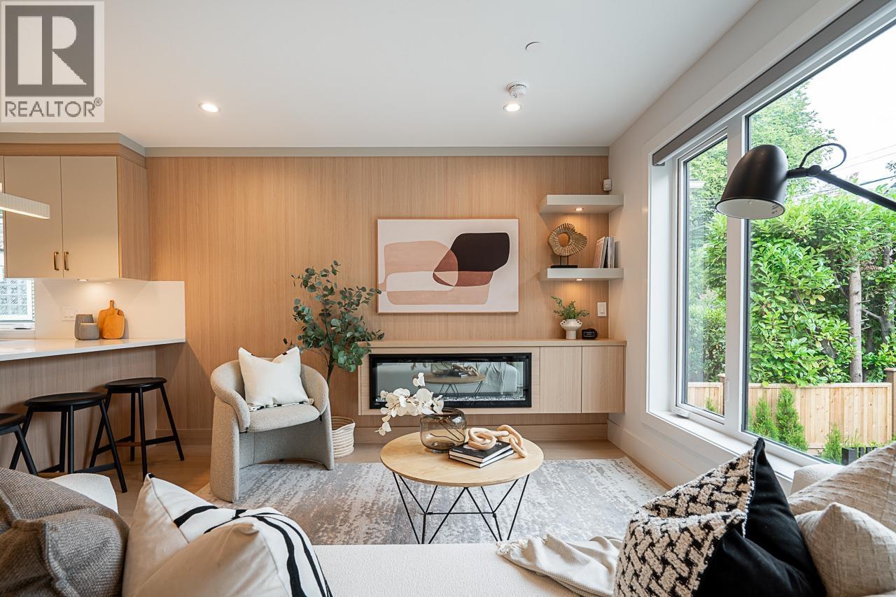 1 1816 E 3rd Avenue, Vancouver, British Columbia  V5N 1H2 - Photo 4 - R3054585