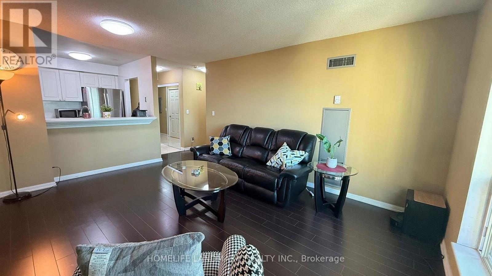 1912 - 1 Lee Centre Drive, Toronto, Ontario  M1H 3J2 - Photo 9 - E12441965