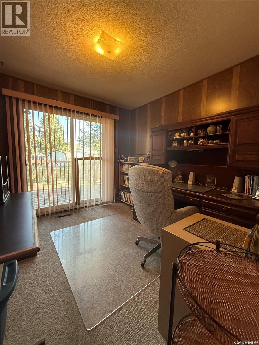1236 Y Avenue N, Saskatoon, Saskatchewan  S7L 3L7 - Photo 6 - SK019859