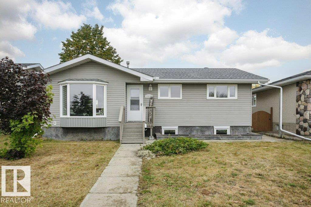 15219 93 St Nw, Edmonton, Alberta  T5E 3V1 - Photo 1 - E4460588