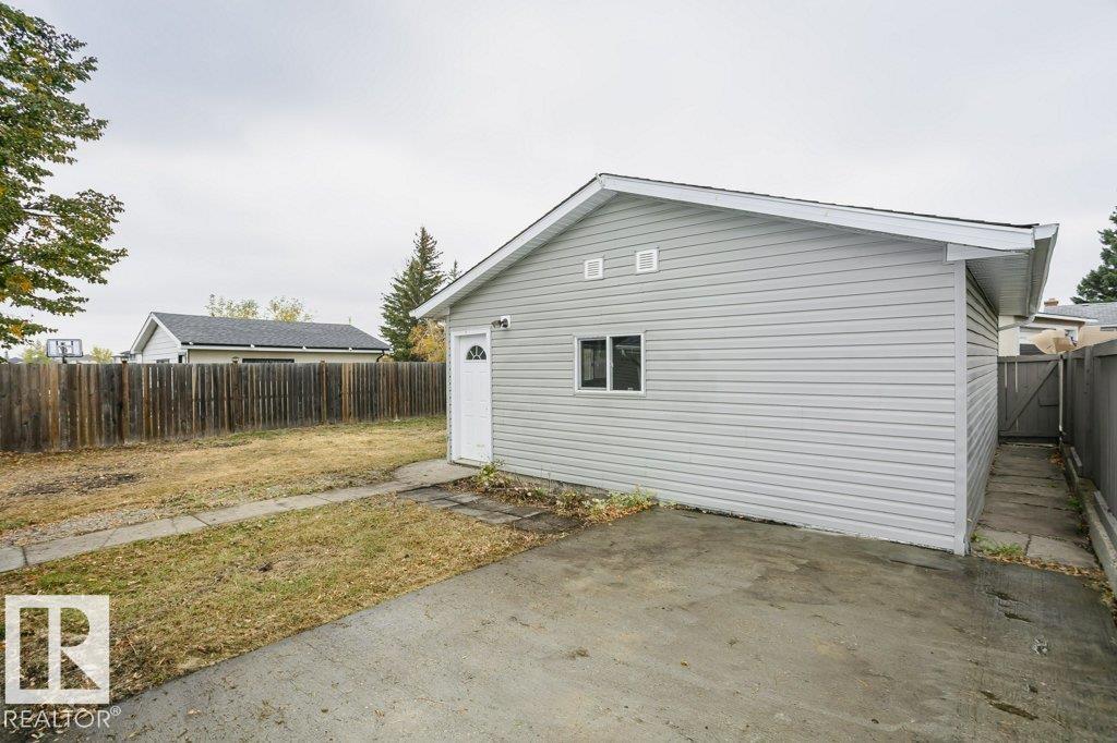 15219 93 St Nw, Edmonton, Alberta  T5E 3V1 - Photo 47 - E4460588