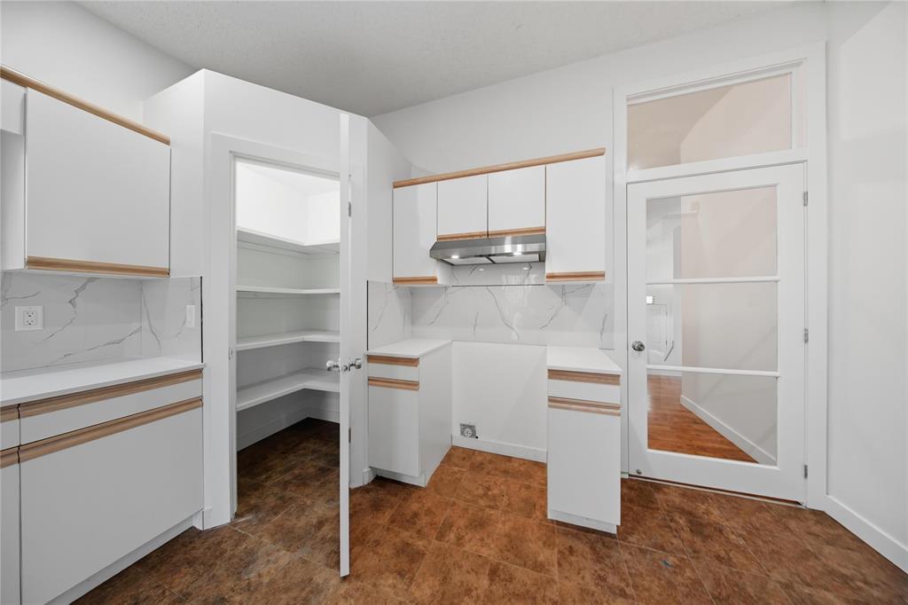 44 Prelest Place, Winnipeg, Manitoba  R2P 2R3 - Photo 13 - 202525750