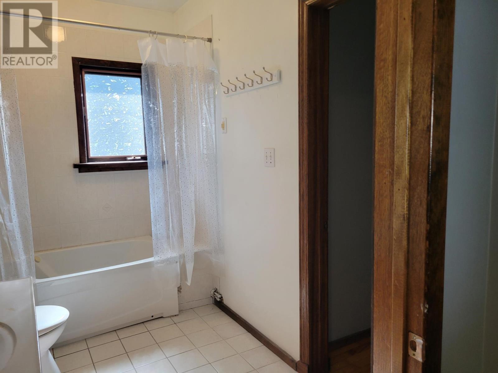 374 Bush St, Sault Ste. Marie, Ontario  P6C 3G9 - Photo 18 - SM252831