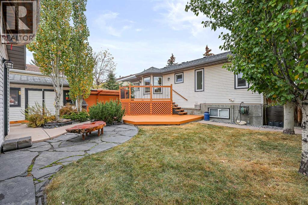 87 Quigley Drive, Cochrane, Alberta  T4C 1L5 - Photo 35 - A2261383