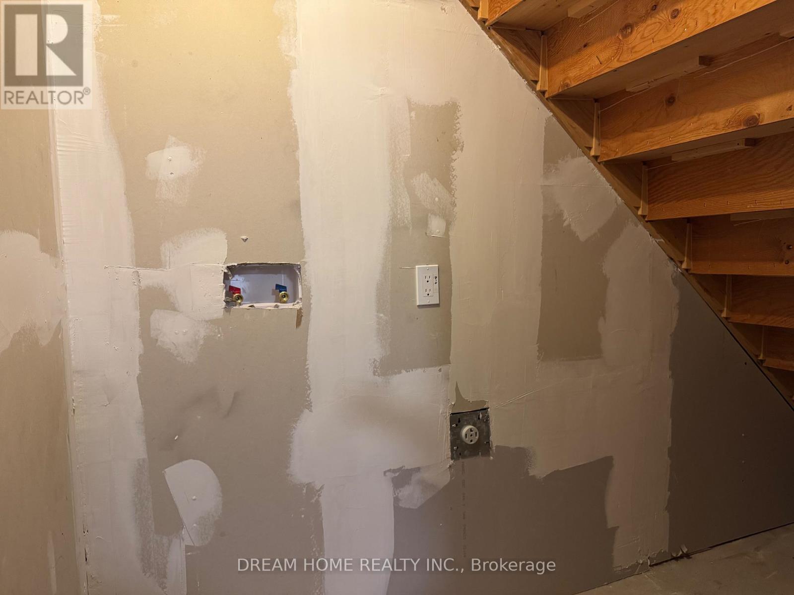 Basement - 33 Vivian Road, Toronto, Ontario  M1M 0B3 - Photo 11 - E12441977