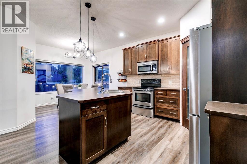 238 Elgin Manor Se, Calgary, Alberta  T2Z 4Z7 - Photo 9 - A2261156
